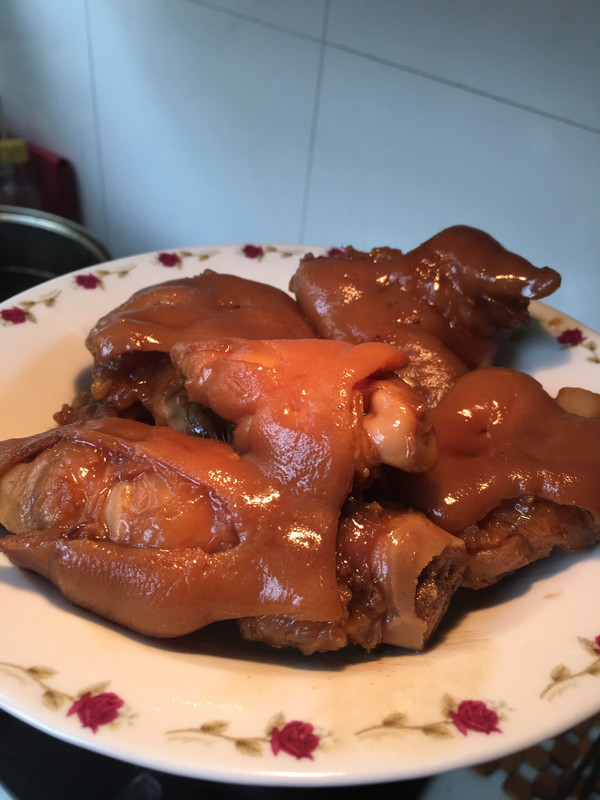 白菜熬肉：家常美食中的温暖记忆